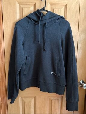 Born Primitive Dark Charcoal Pullover Hoodie Women’s | Size Medium